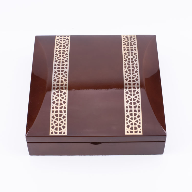 KSA Popular Golden Date Palm Wooden Box product reference